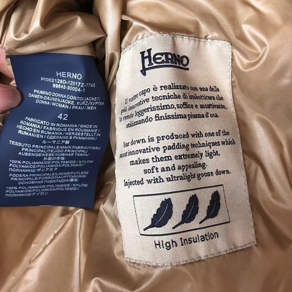 Herno Ultralight Nylon hooded down jacket - Picture 13 of 13